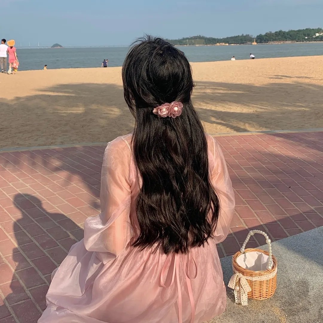 春色无遮入眼廉